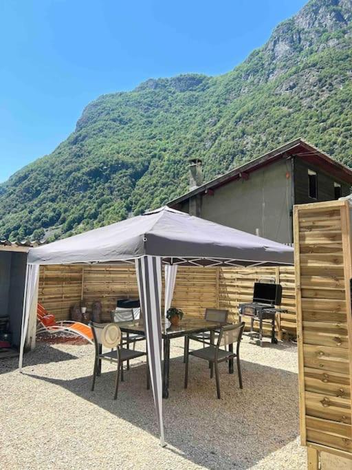 Charmante Maison De Montagne Pour 8 Personnes Livet-et-Gavet المظهر الخارجي الصورة